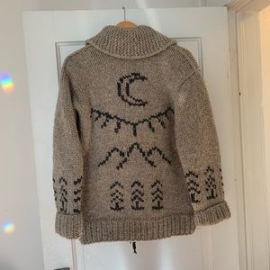 VINTAGE REI COWICHAN SWEATER SIZE XS